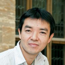 Naohiko Omata 