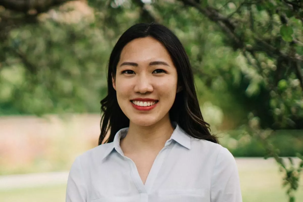siyang zhou headshot2